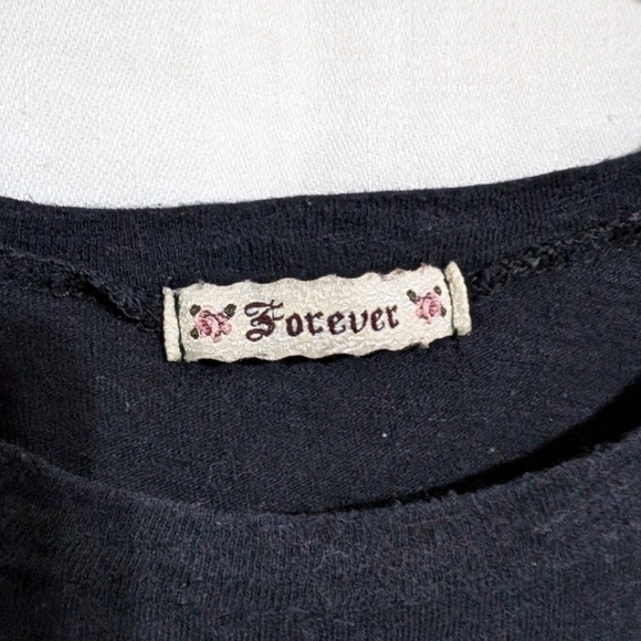 Forever Black Long Sleeve Tee Tan Gold Front Graphic Design Size Medium - Picture 2 of 4